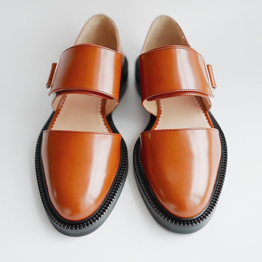 INCH2 Caramel Pressed Shoes